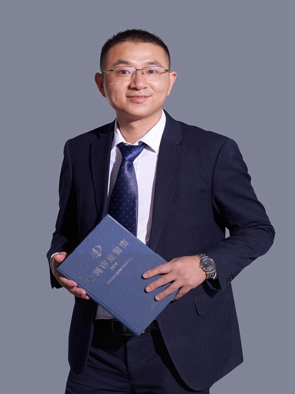 鼎智高級工程師-陳工(1).jpg